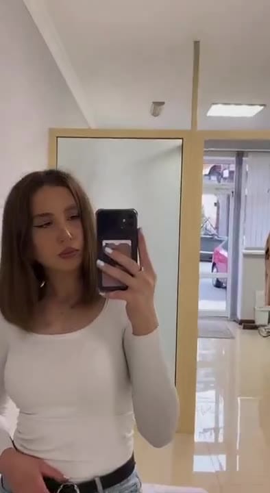 Варвара, 20 лет, г. Тюмень, район Центральный — видео