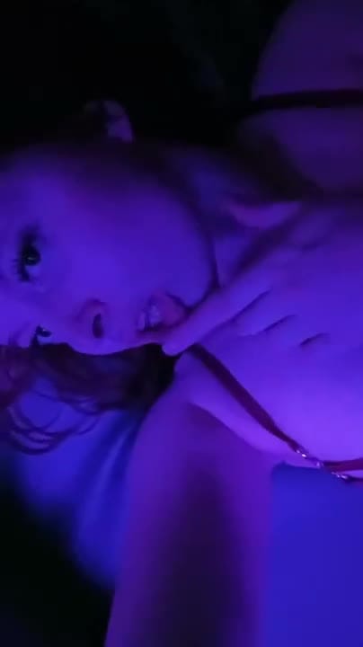Полина, 23 лет, г. Тюмень, район Центральный — видео